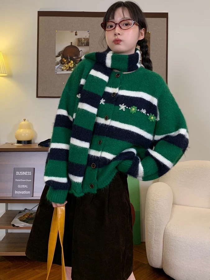 Cardigan da donna in maglia st - Embroidery Online Design recensione e prezzo