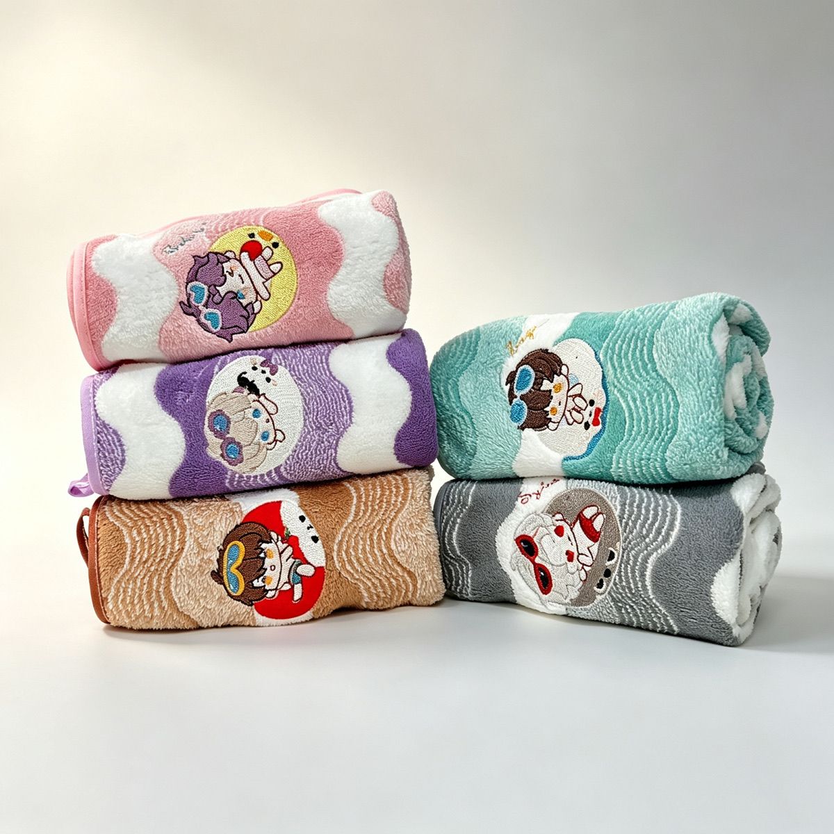 Asciugamano in pile corallo An - Embroidery Towel recensione e prezzo