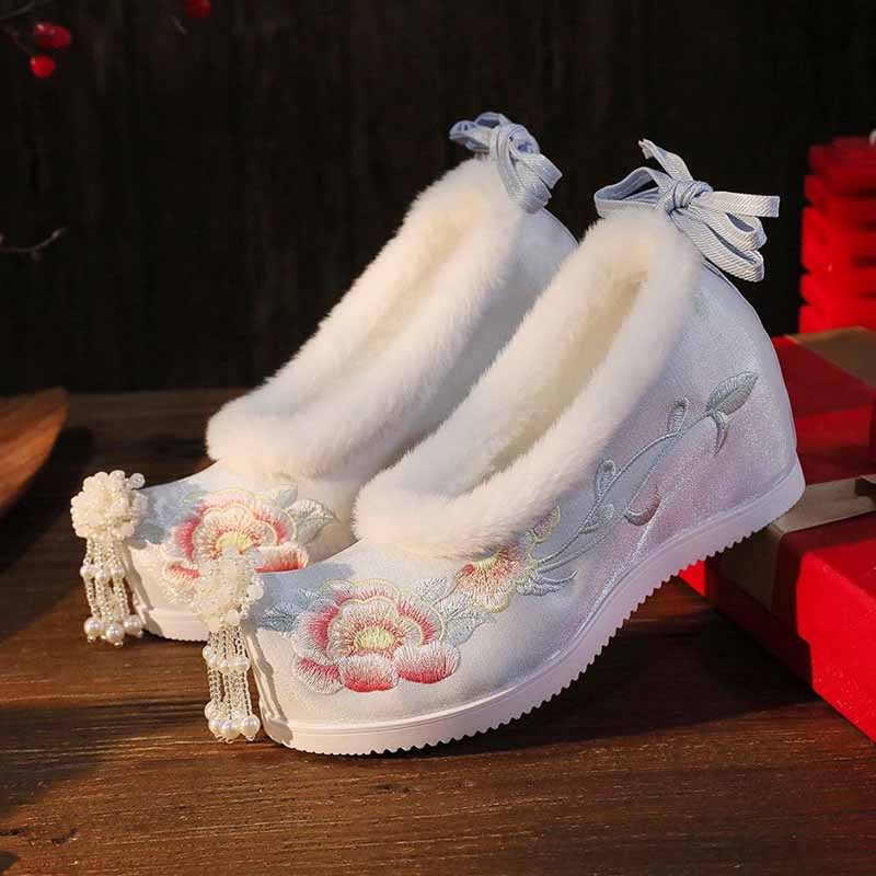Taglie forti da donna 41 #   S - Embroidery Shoes recensione e prezzo