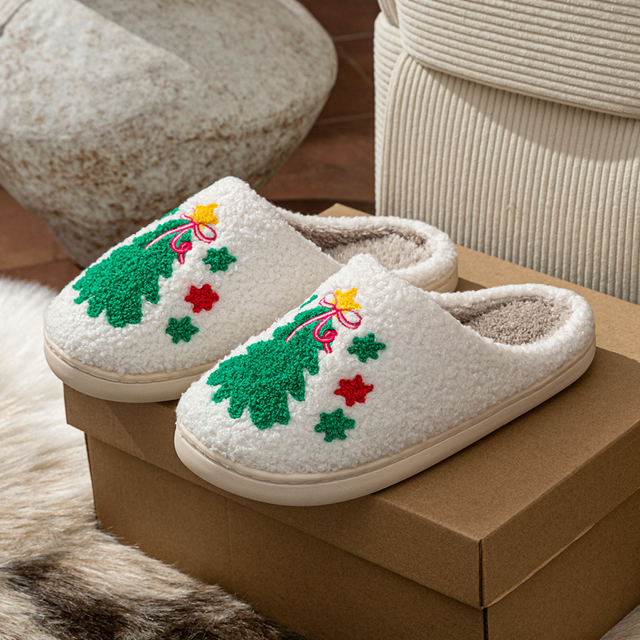 Pantofole da donna con simpati - Embroidery Shoes recensione e prezzo