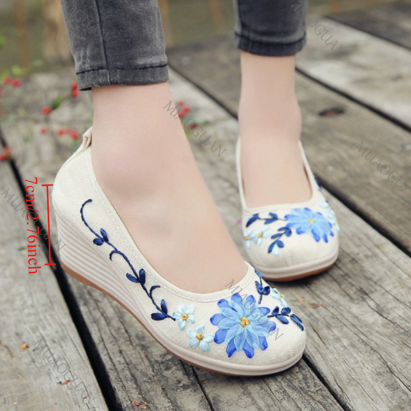 Scarpe con Zeppa Ricamate da D - Embroidery Shoes recensione e prezzo