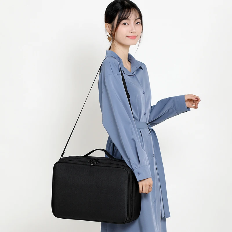 Borsa Cosmetica Professionale  - Embroidery Bag recensione e prezzo