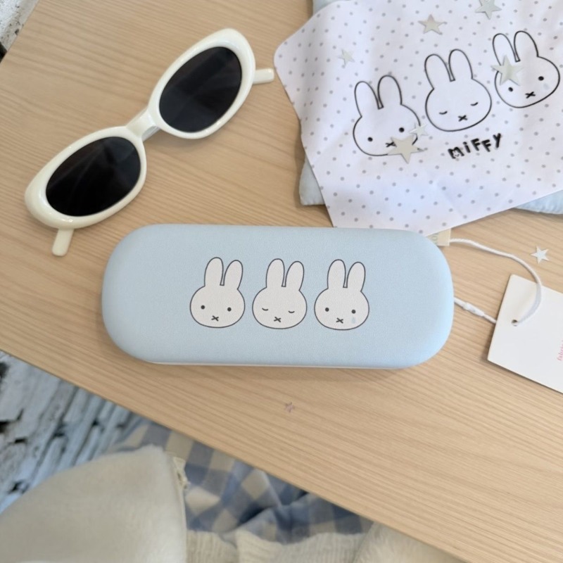 Custodia per Occhiali Magnetic - Embroidery Wallet recensione e prezzo