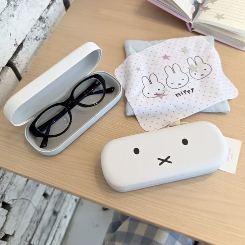 Custodia per Occhiali Magnetic - Embroidery Wallet recensione e prezzo